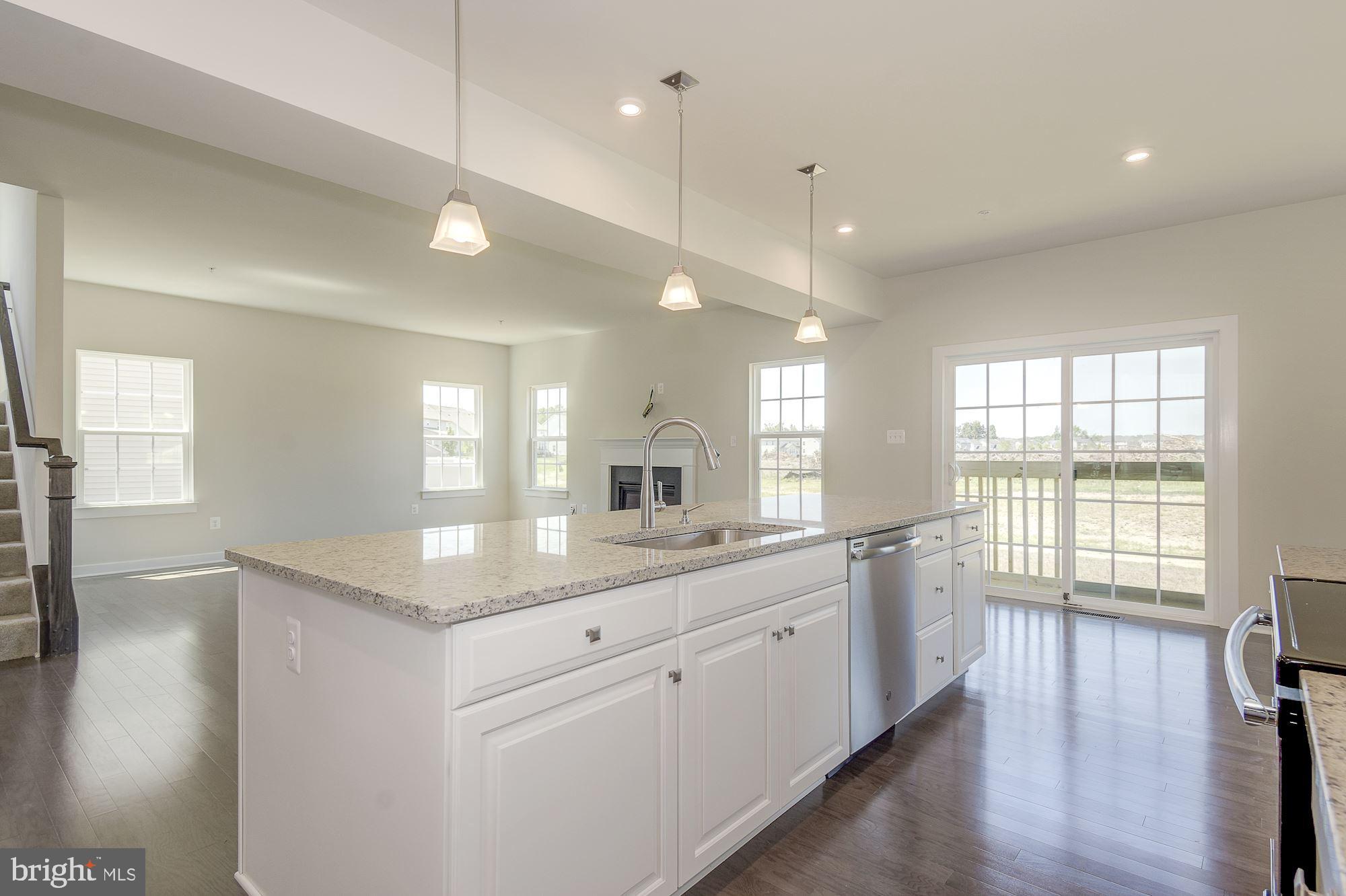 BRENTWOOD - Residential