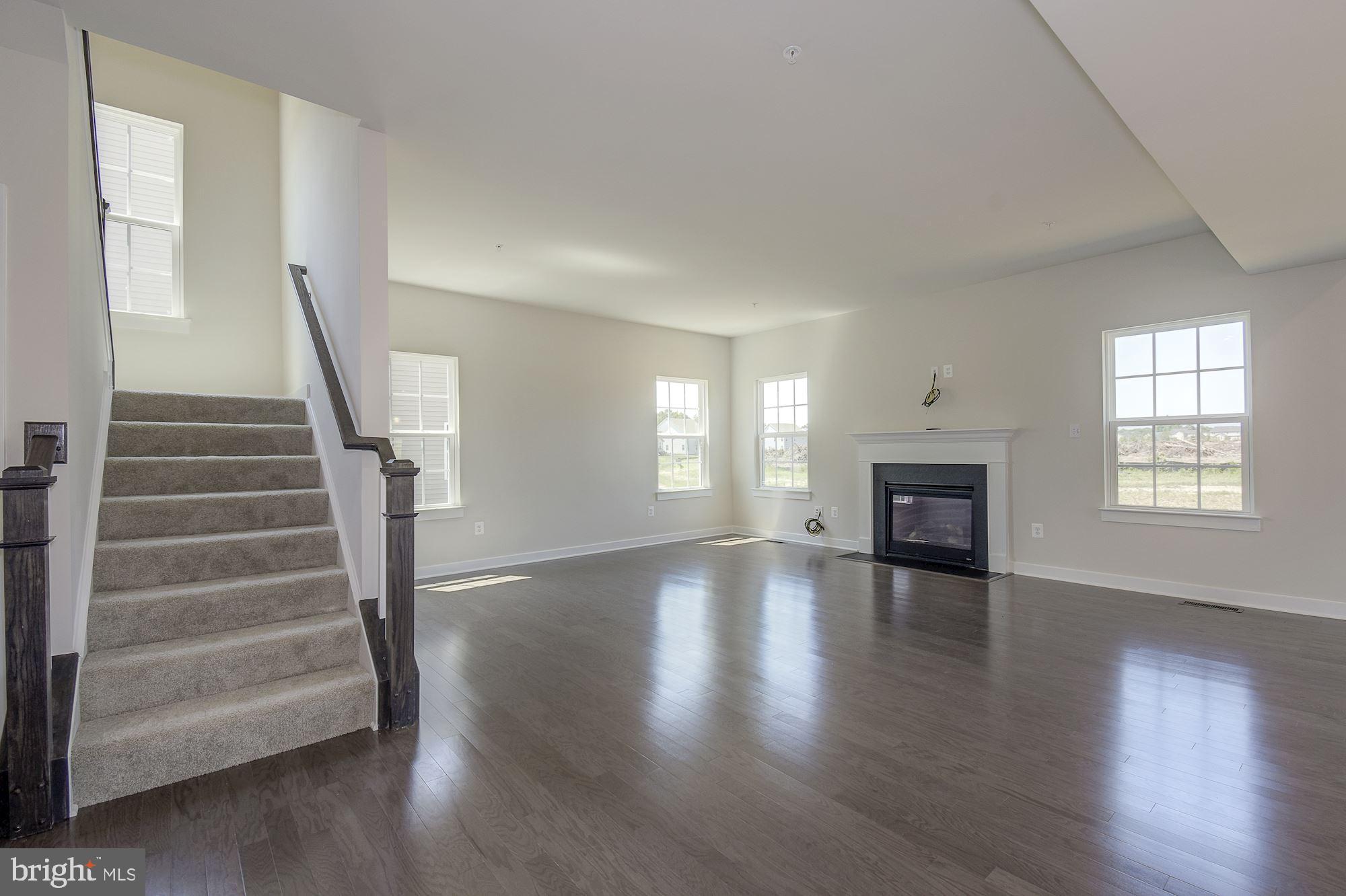 BRENTWOOD - Residential