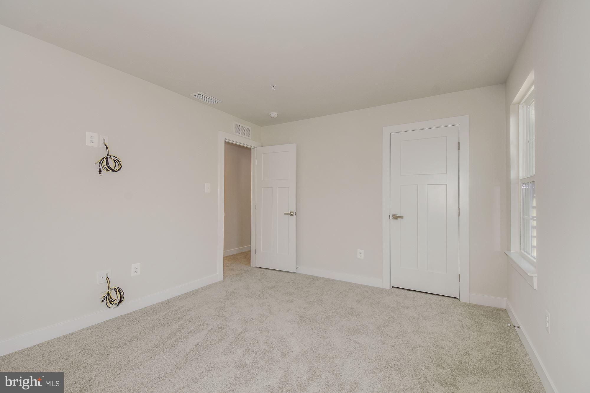 BRENTWOOD - Residential