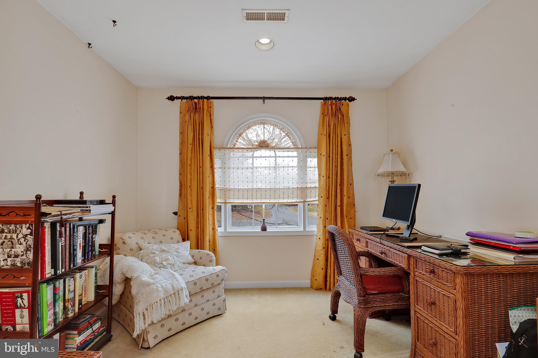 FOXMILL - Residential