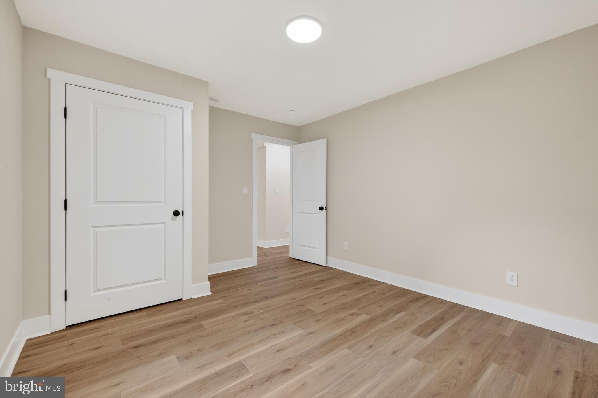 LANDOVER HILLS - Residential