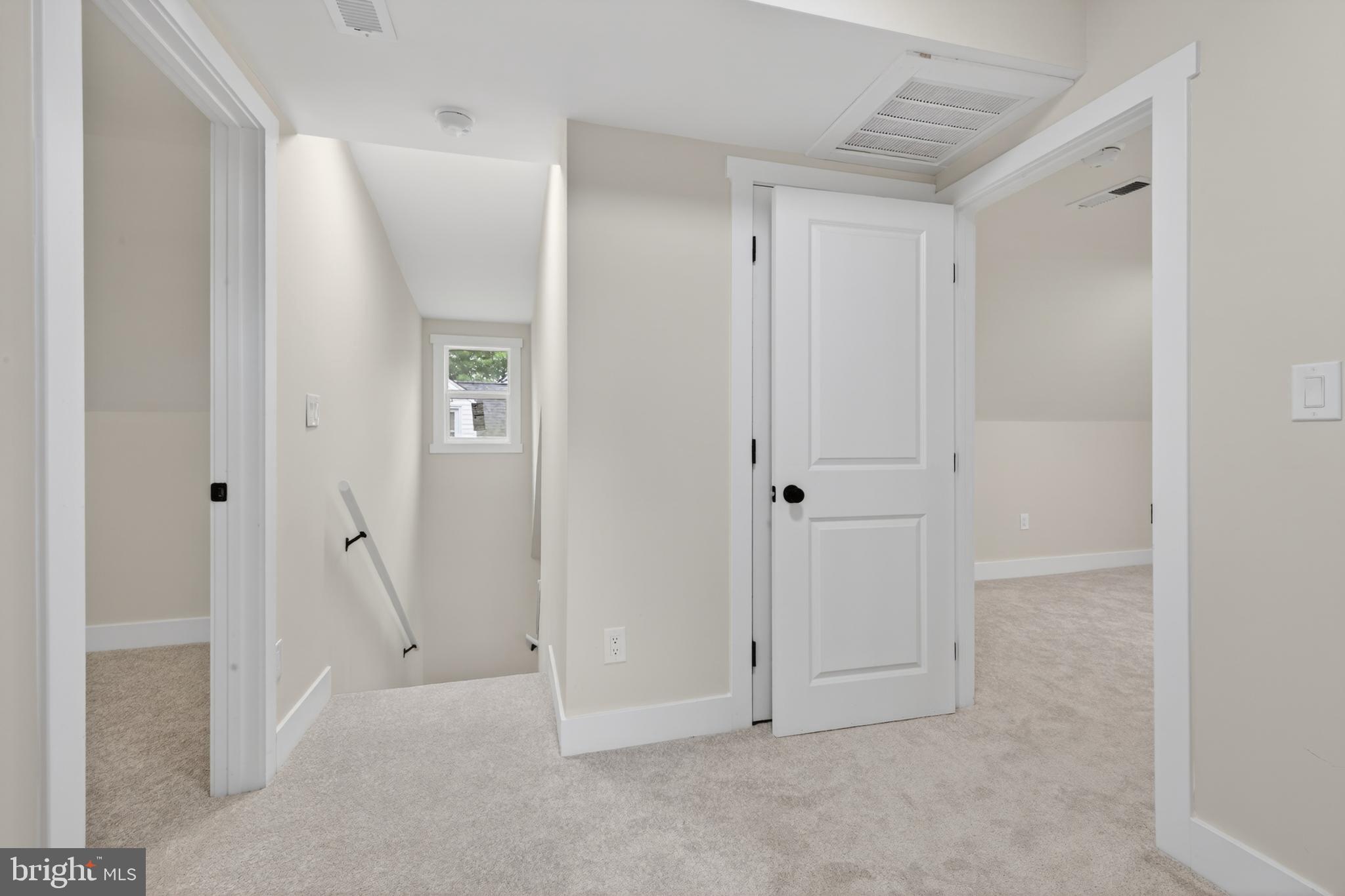LANDOVER HILLS - Residential