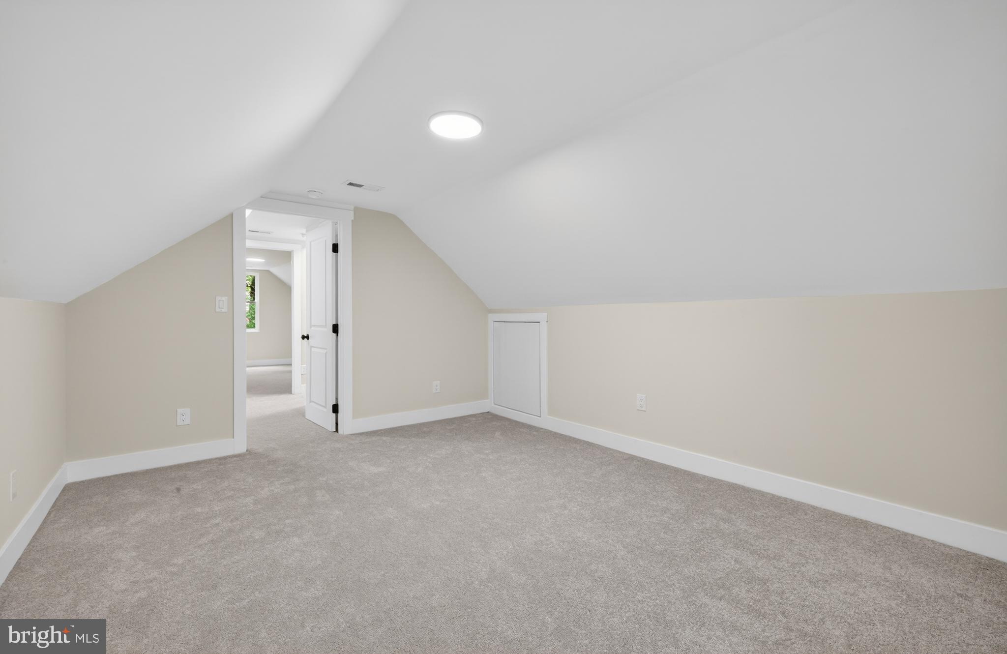 LANDOVER HILLS - Residential