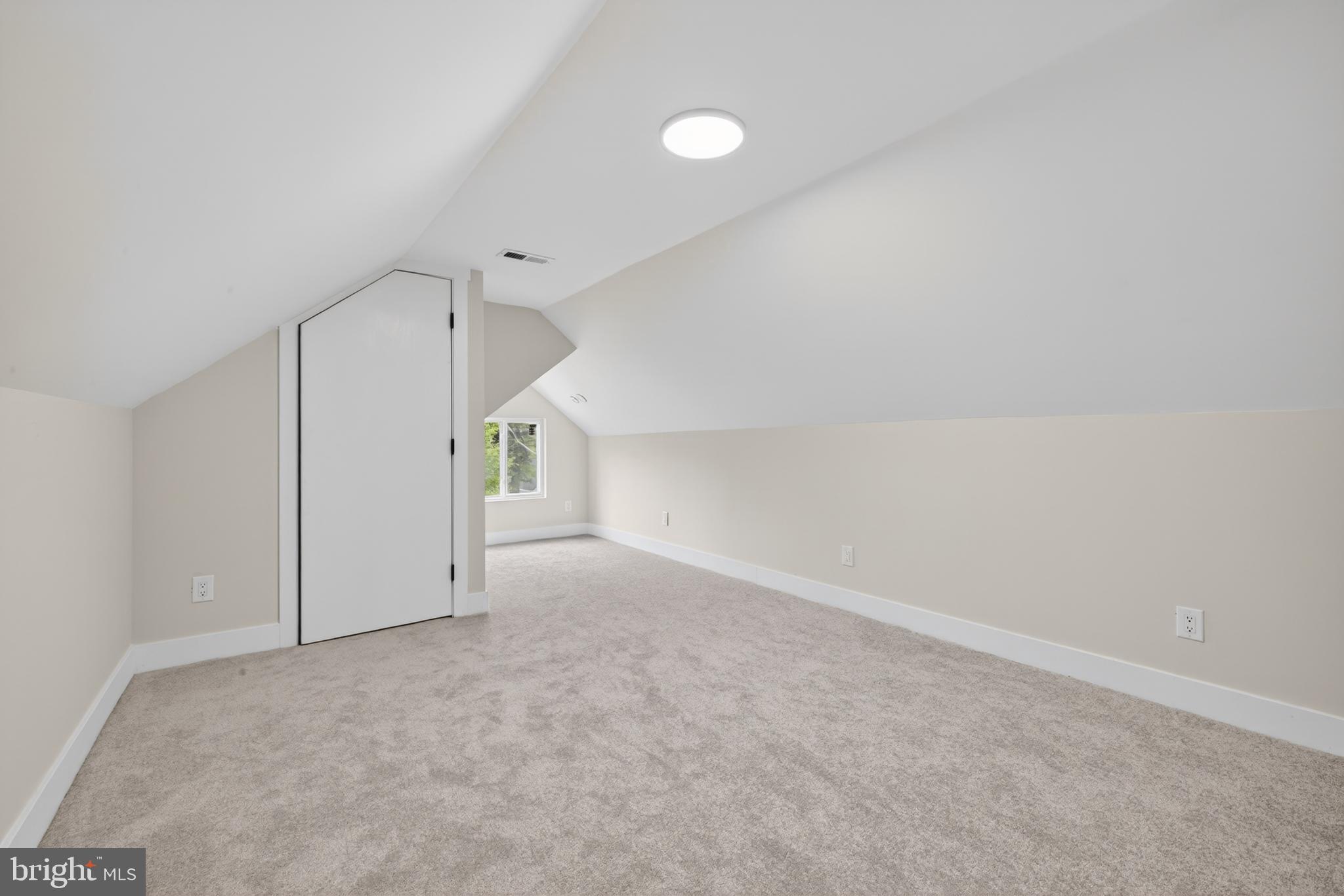LANDOVER HILLS - Residential