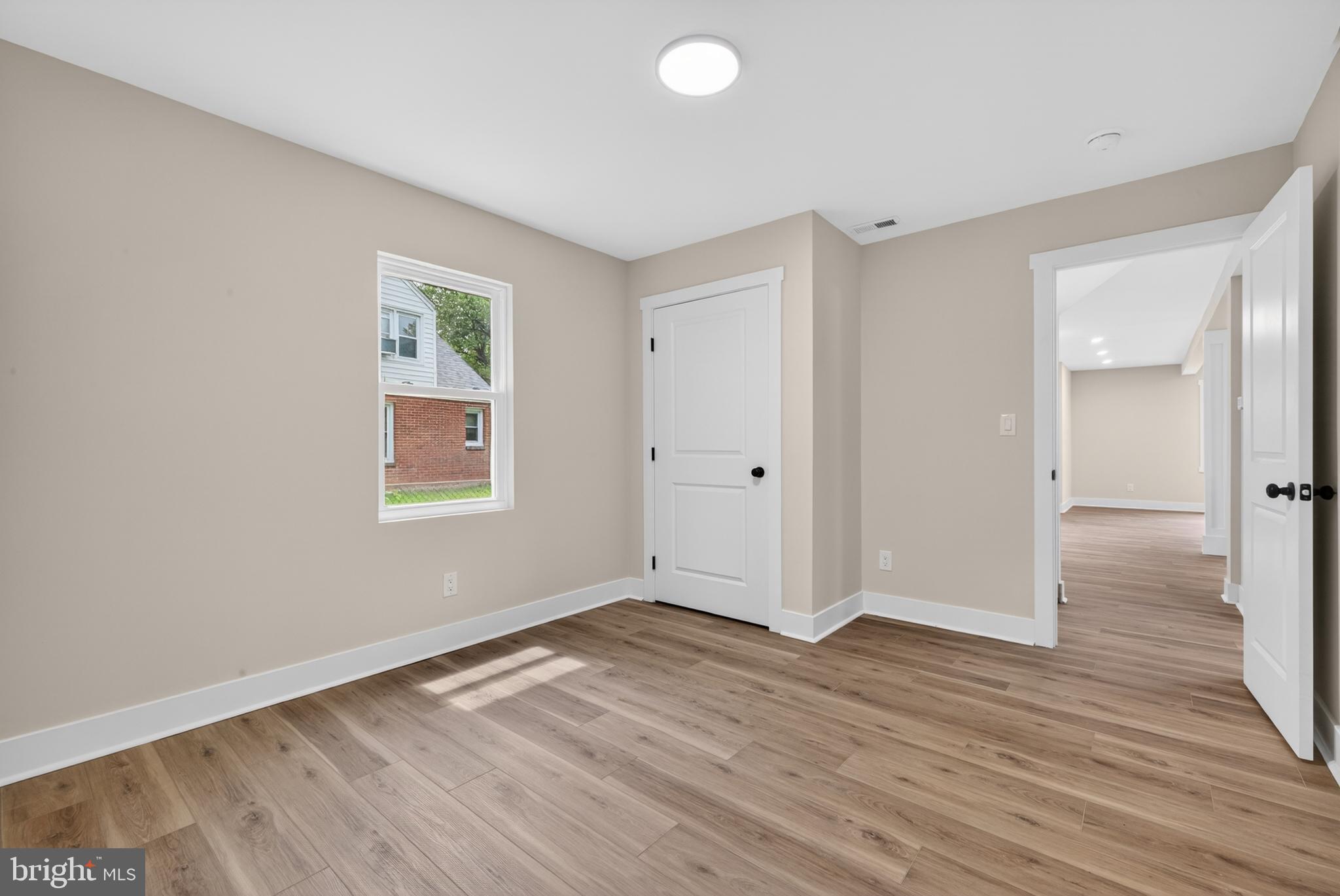 LANDOVER HILLS - Residential