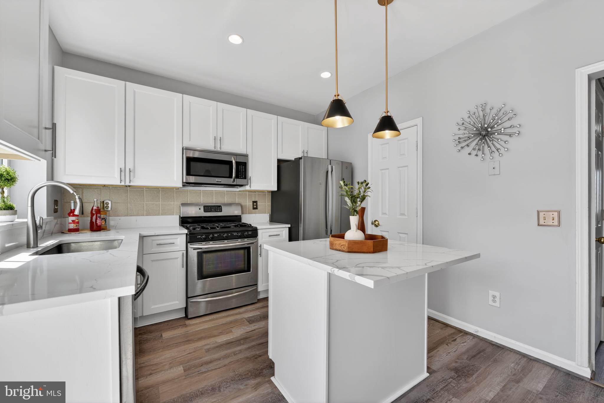 HIGHLAND MEWS - Residential