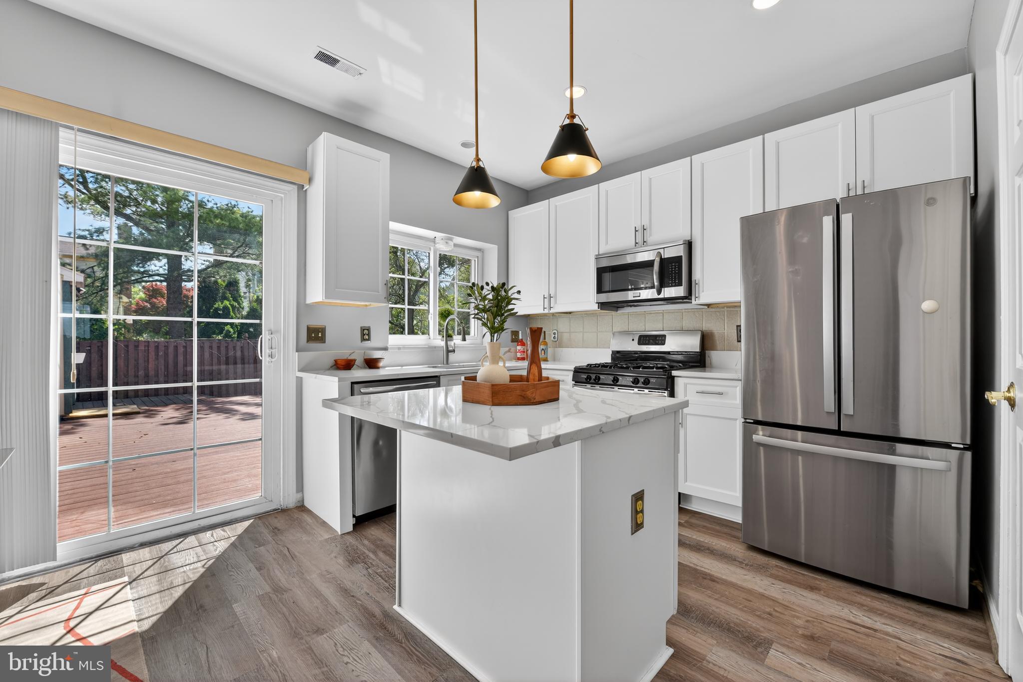 HIGHLAND MEWS - Residential