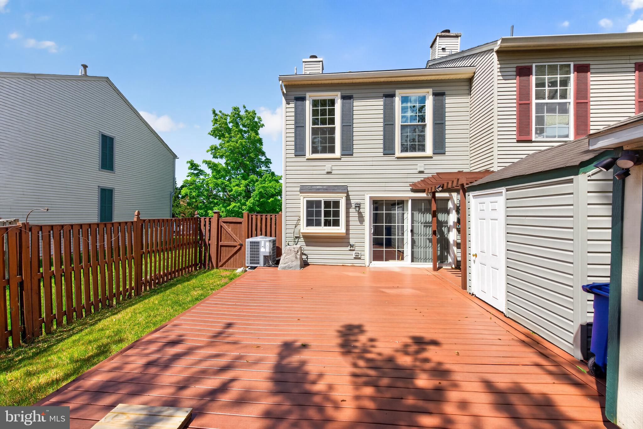 HIGHLAND MEWS - Residential