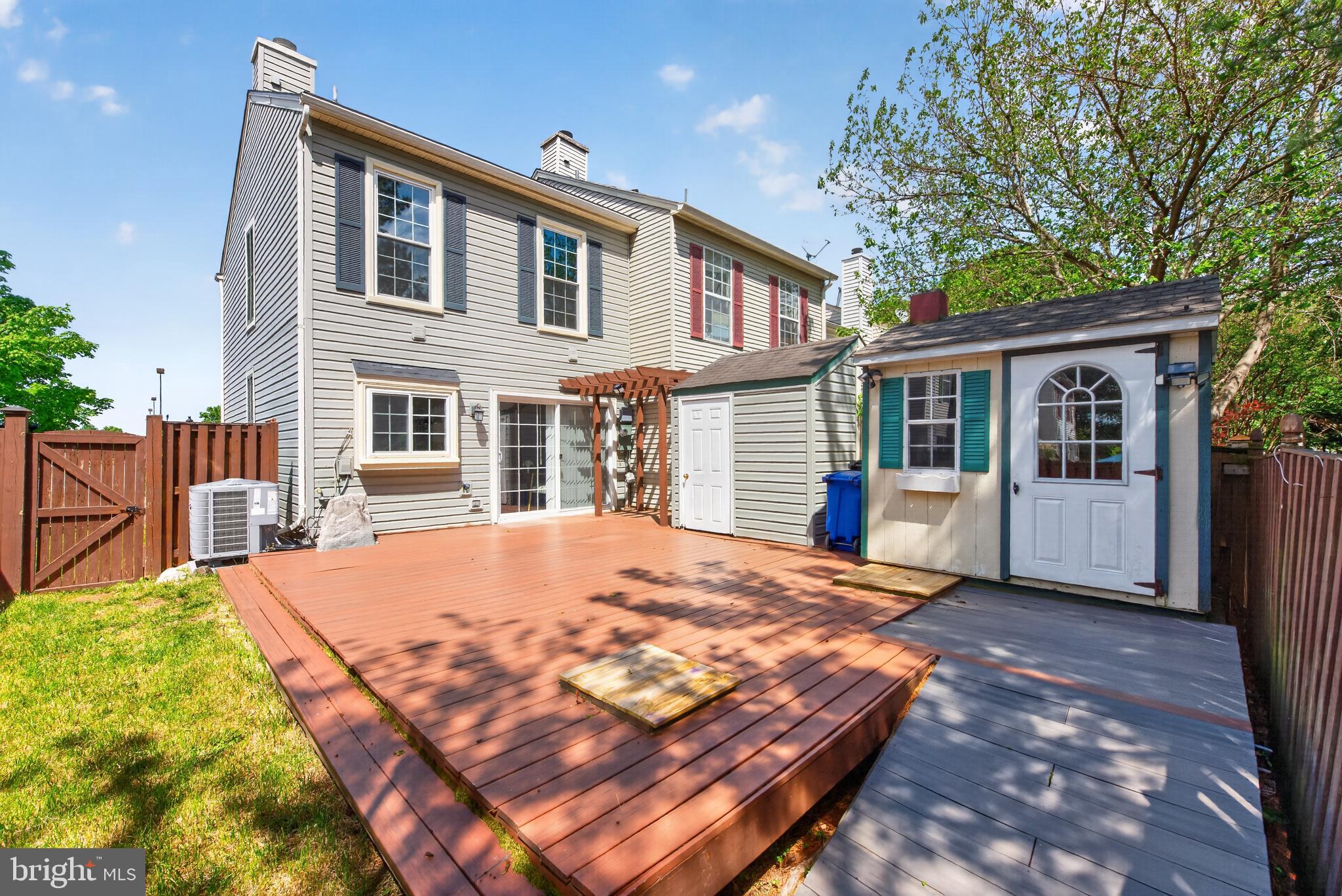 HIGHLAND MEWS - Residential