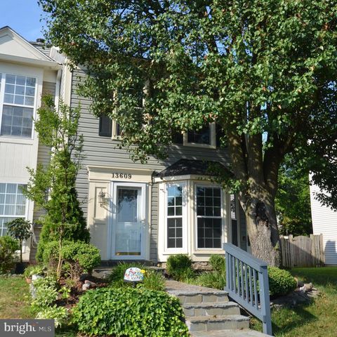 Photo of 13609 Kristin Place, HERNDON, VA 20171 (MLS # VAFX2306502)