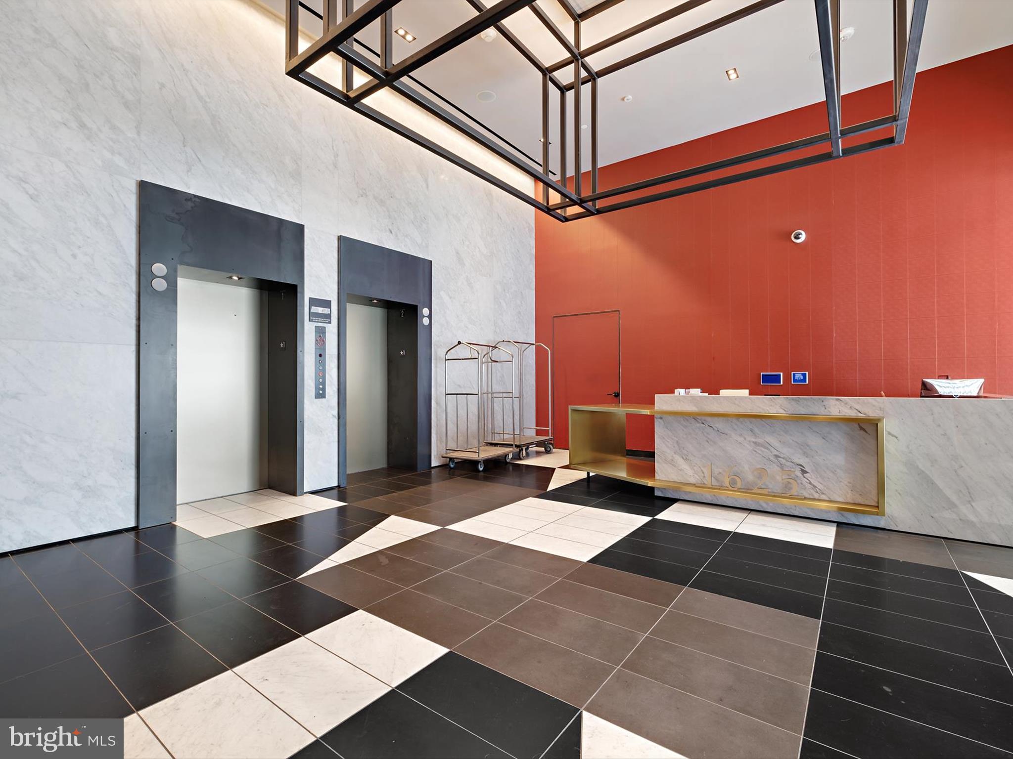 1625 ECKINGTON PLACE NE PH207