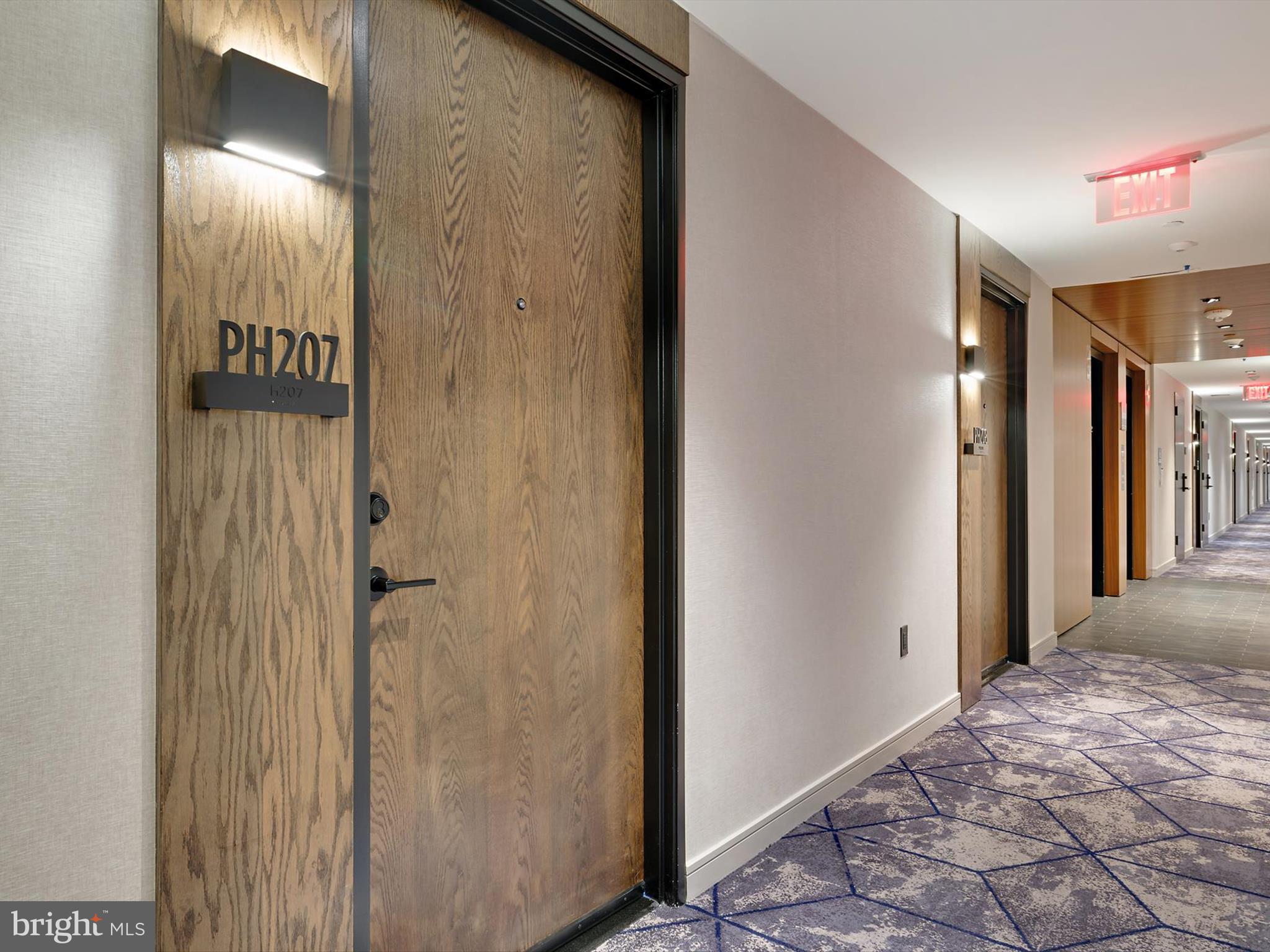 1625 ECKINGTON PLACE NE PH207