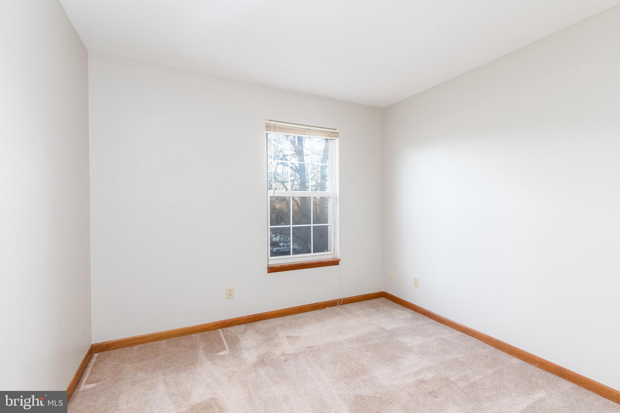 DUCK HARBOUR - Residential Lease