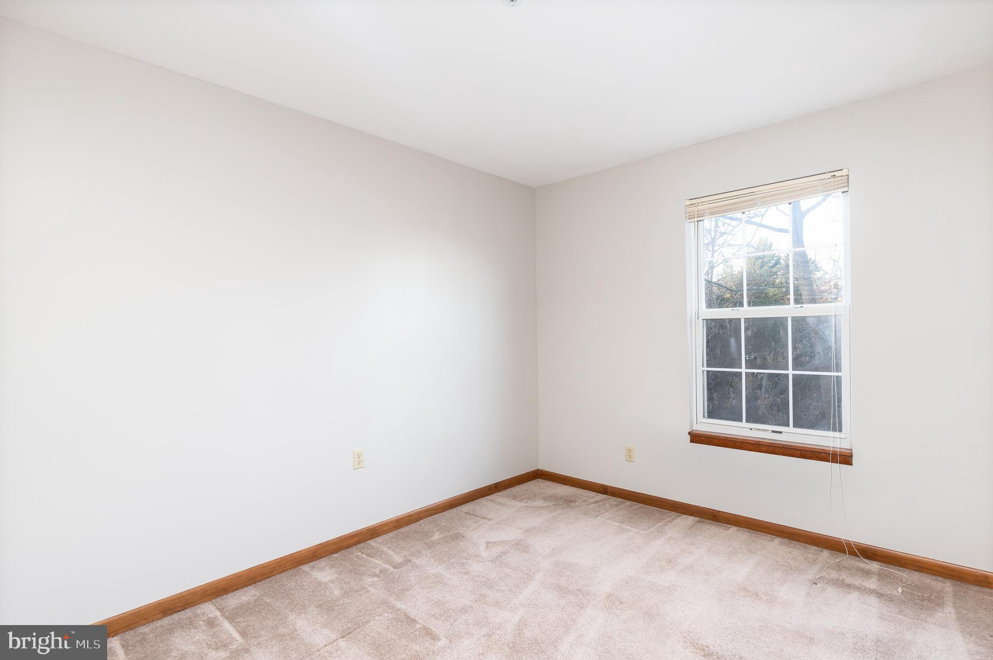 DUCK HARBOUR - Residential Lease