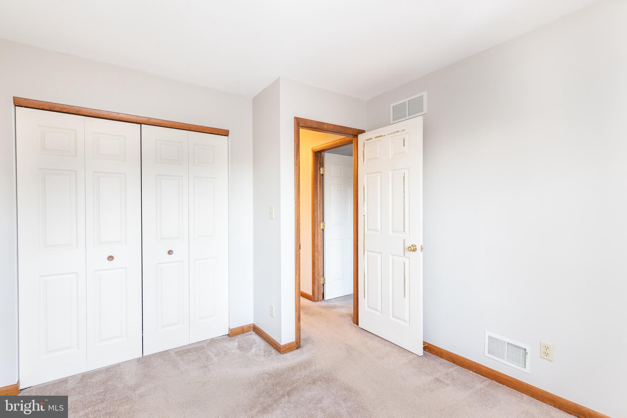 DUCK HARBOUR - Residential Lease