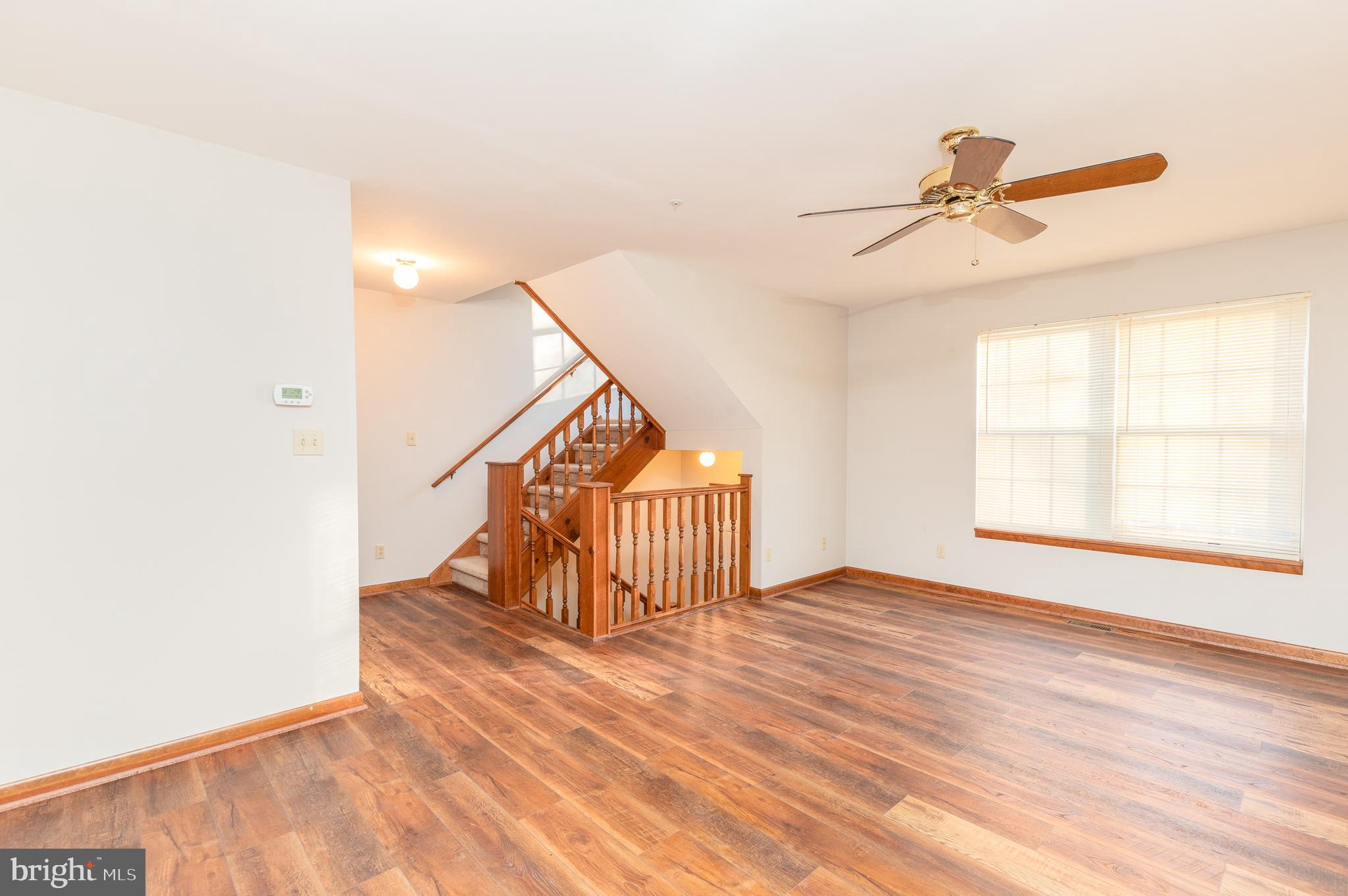 DUCK HARBOUR - Residential Lease