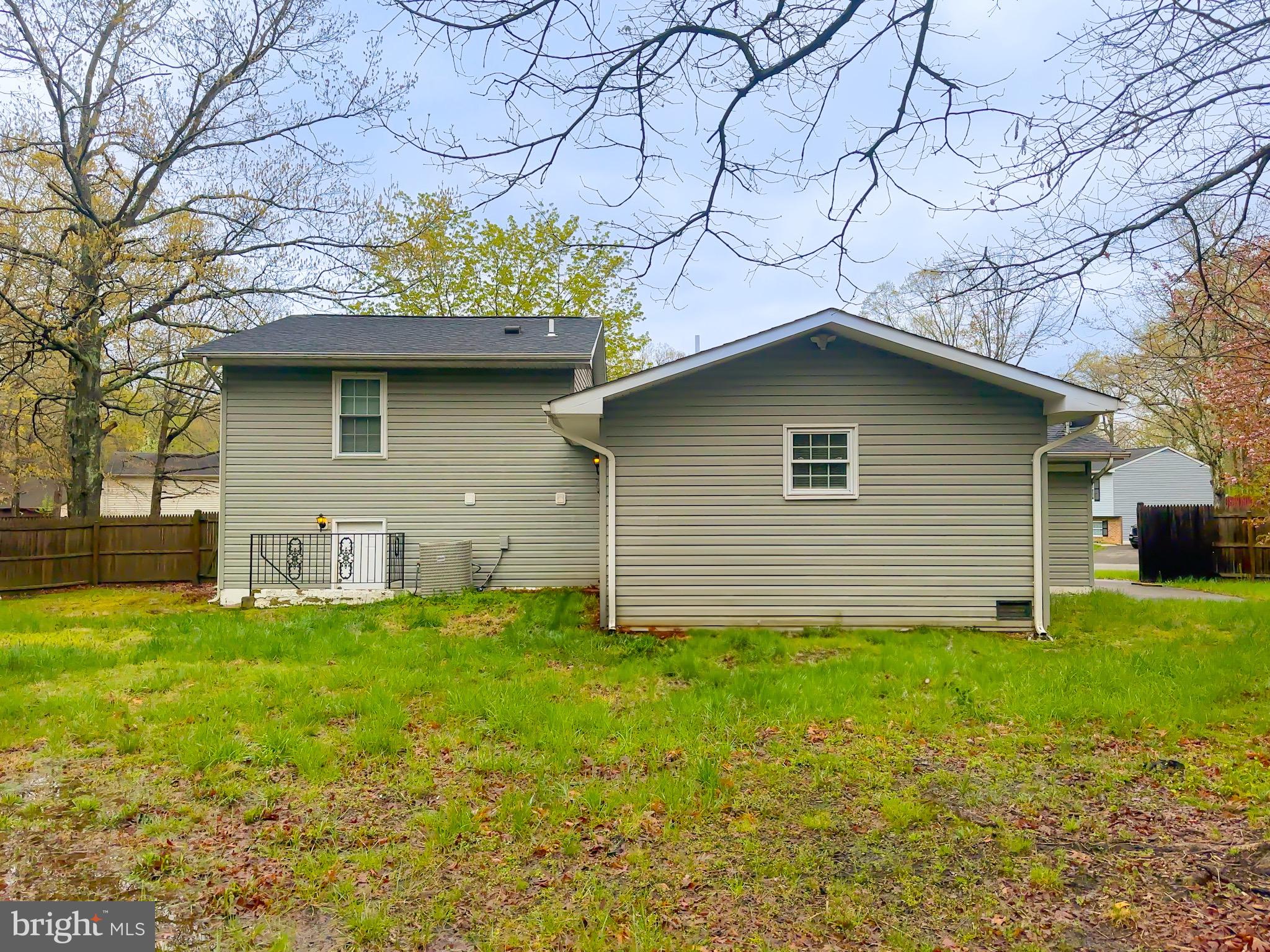 WHITE OAK VILLAGE SUB - Residential