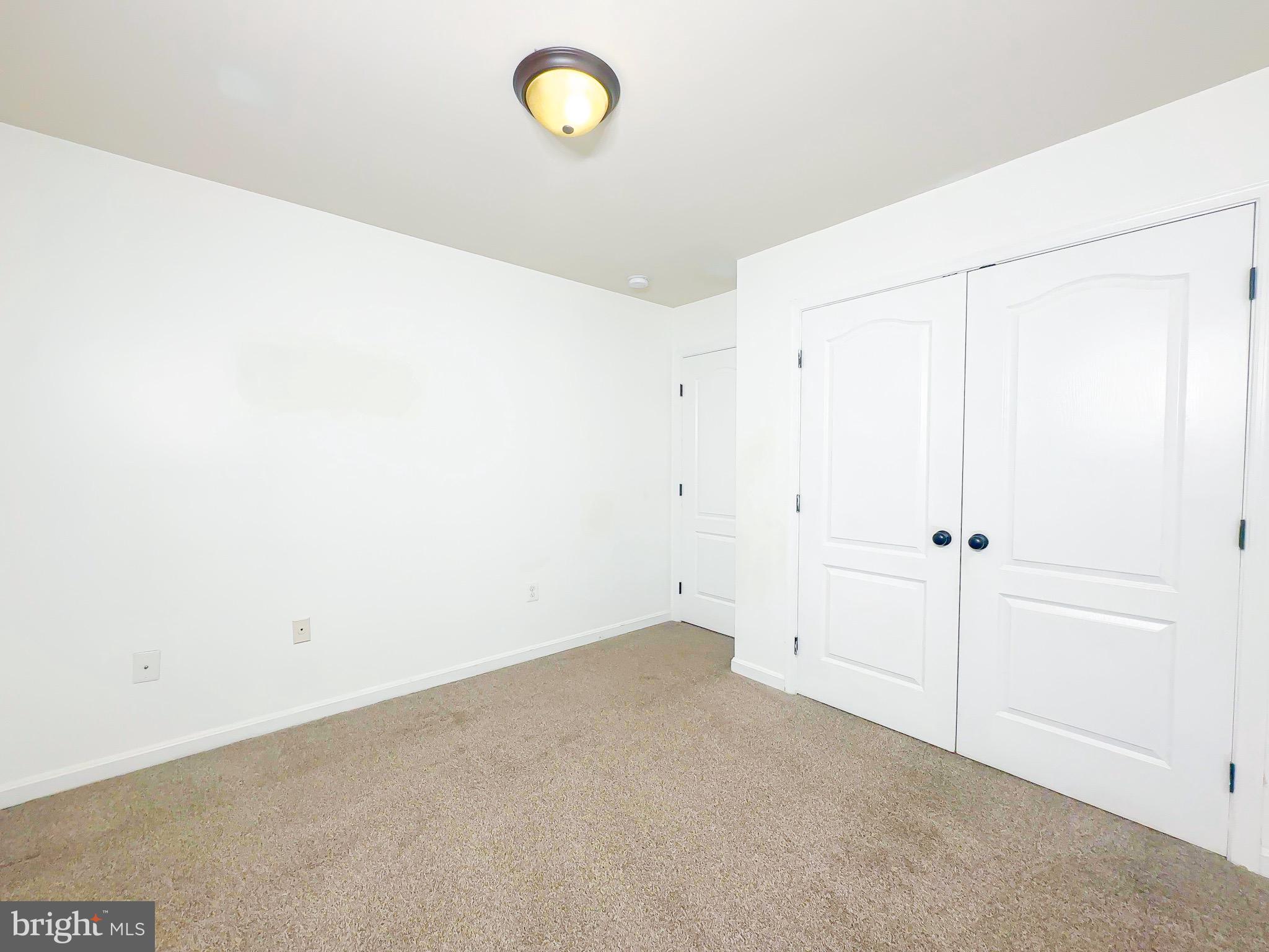 WHITE OAK VILLAGE SUB - Residential