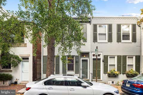 Townhouse For Sale - 2317 Waverly Street<br/> PHILADELPHIA, PA 19146