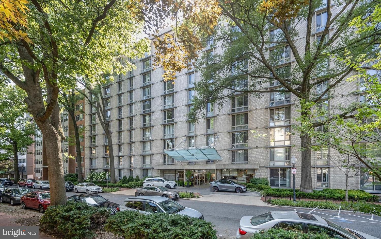 950 25TH STREET NW 406N