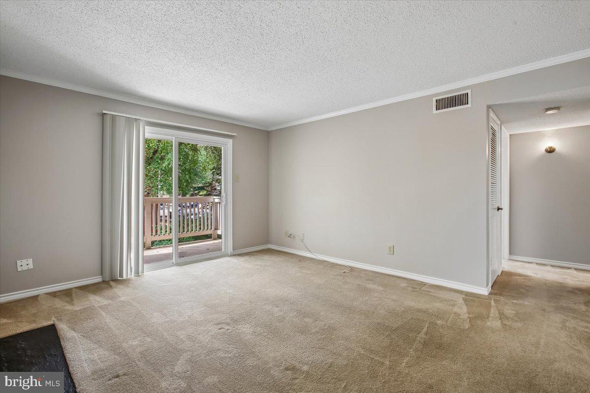 1530 LINCOLN WAY 203