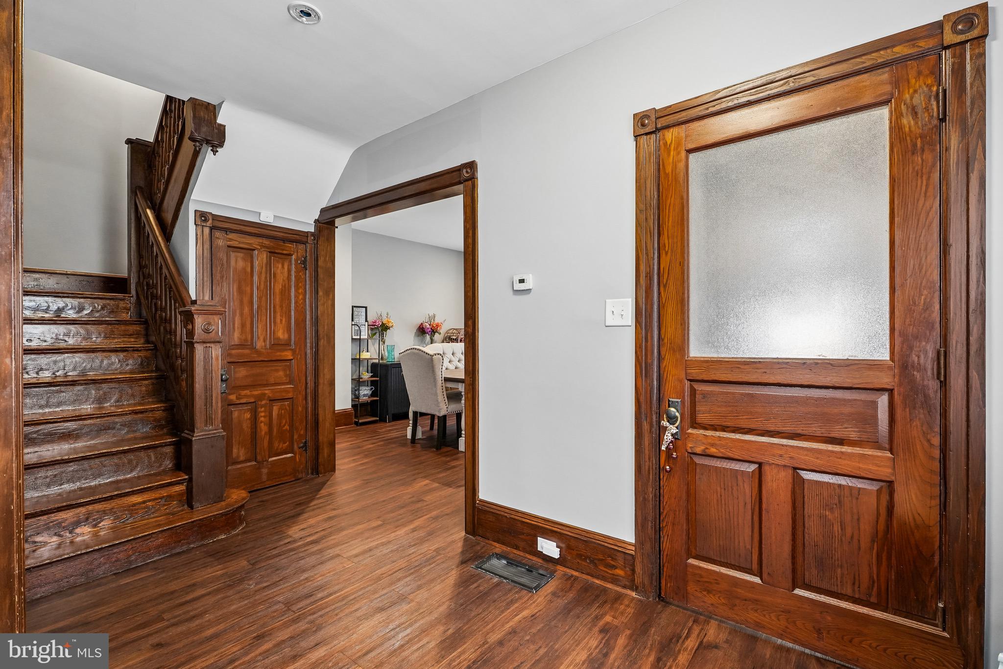 625 E WALNUT STREET