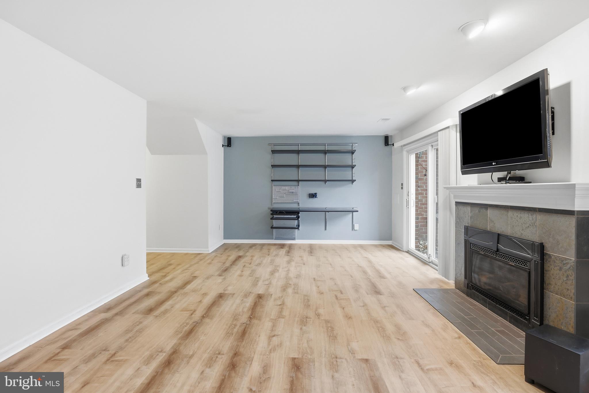 CONCORD VILLAGE - Residential Lease