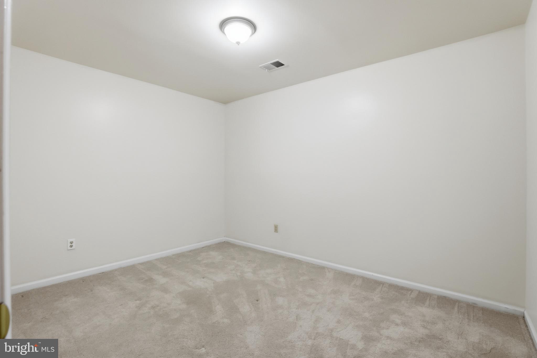 CONCORD VILLAGE - Residential Lease