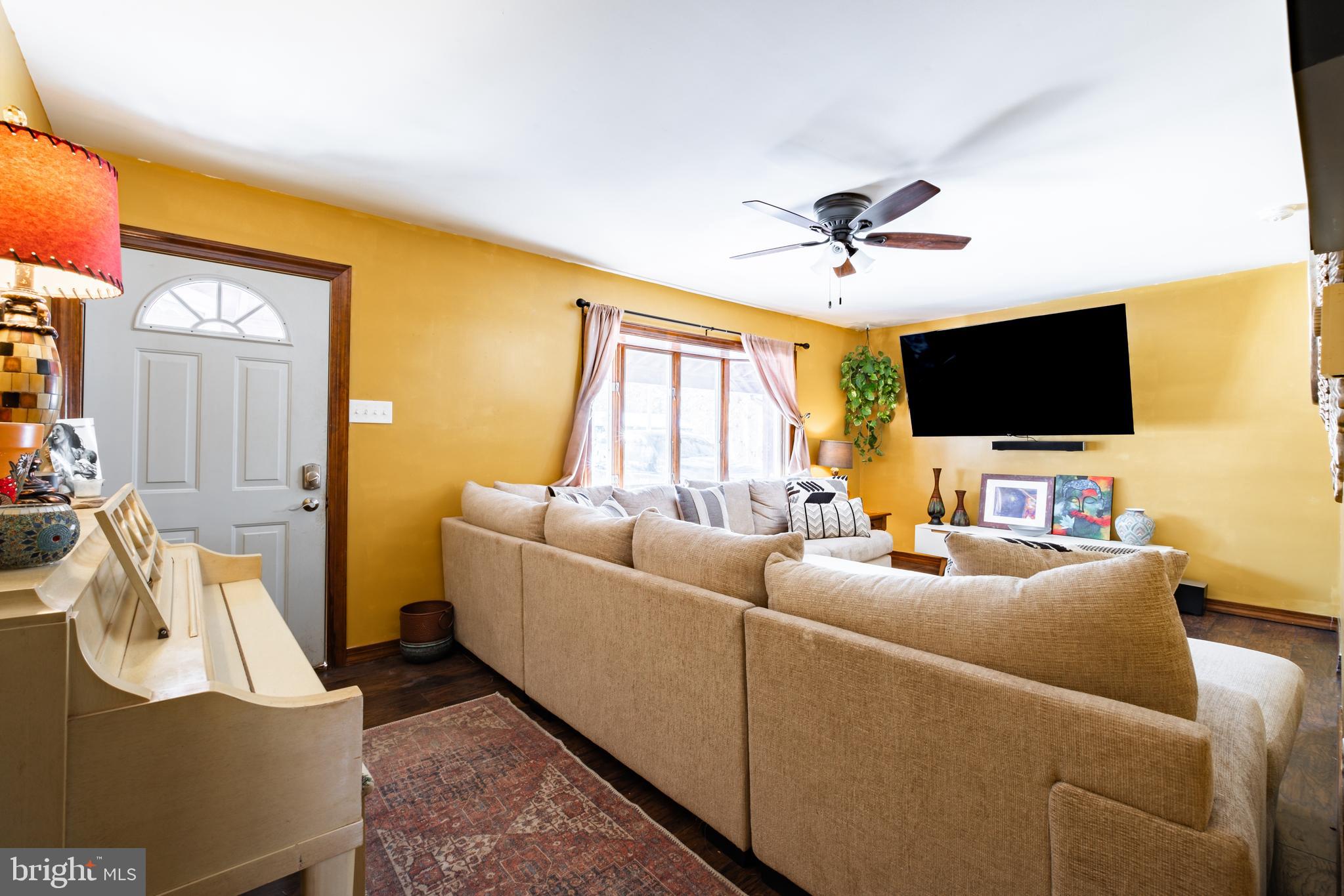 316 E COLLINGS DRIVE