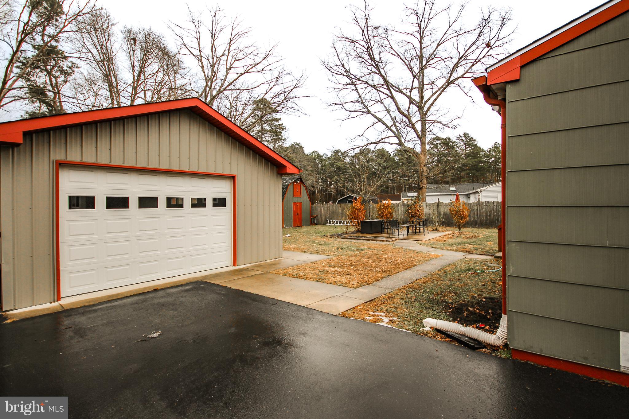 316 E COLLINGS DRIVE