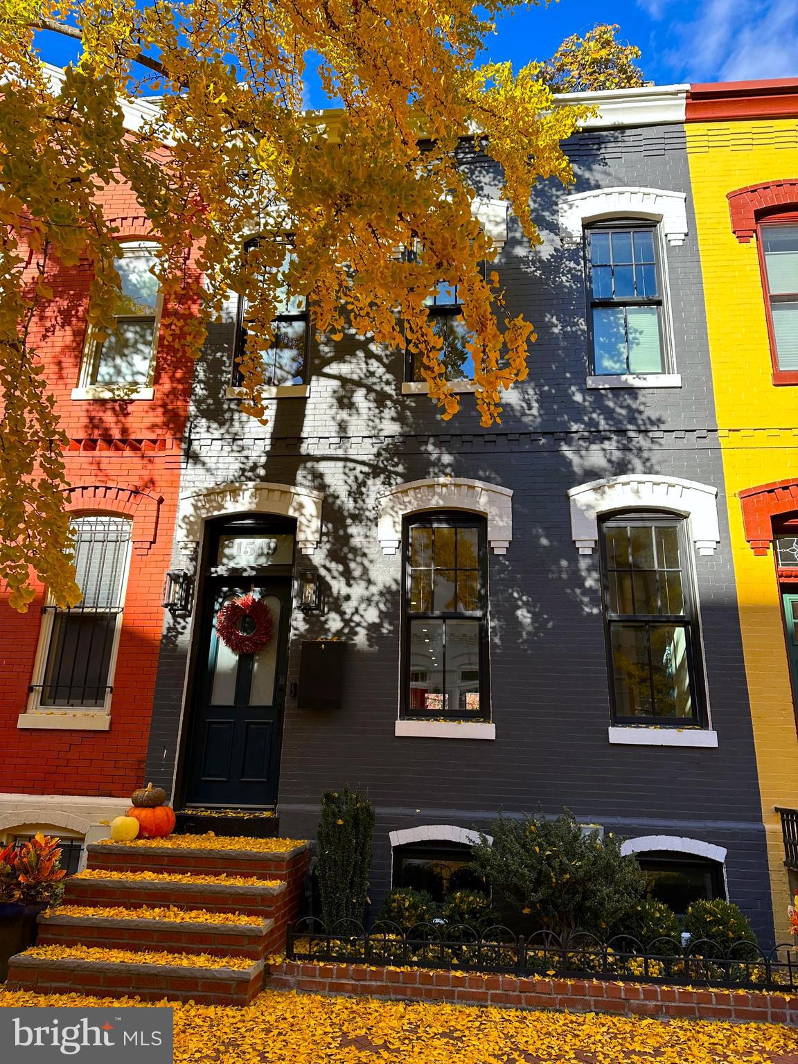 LOGAN CIRCLE - Residential