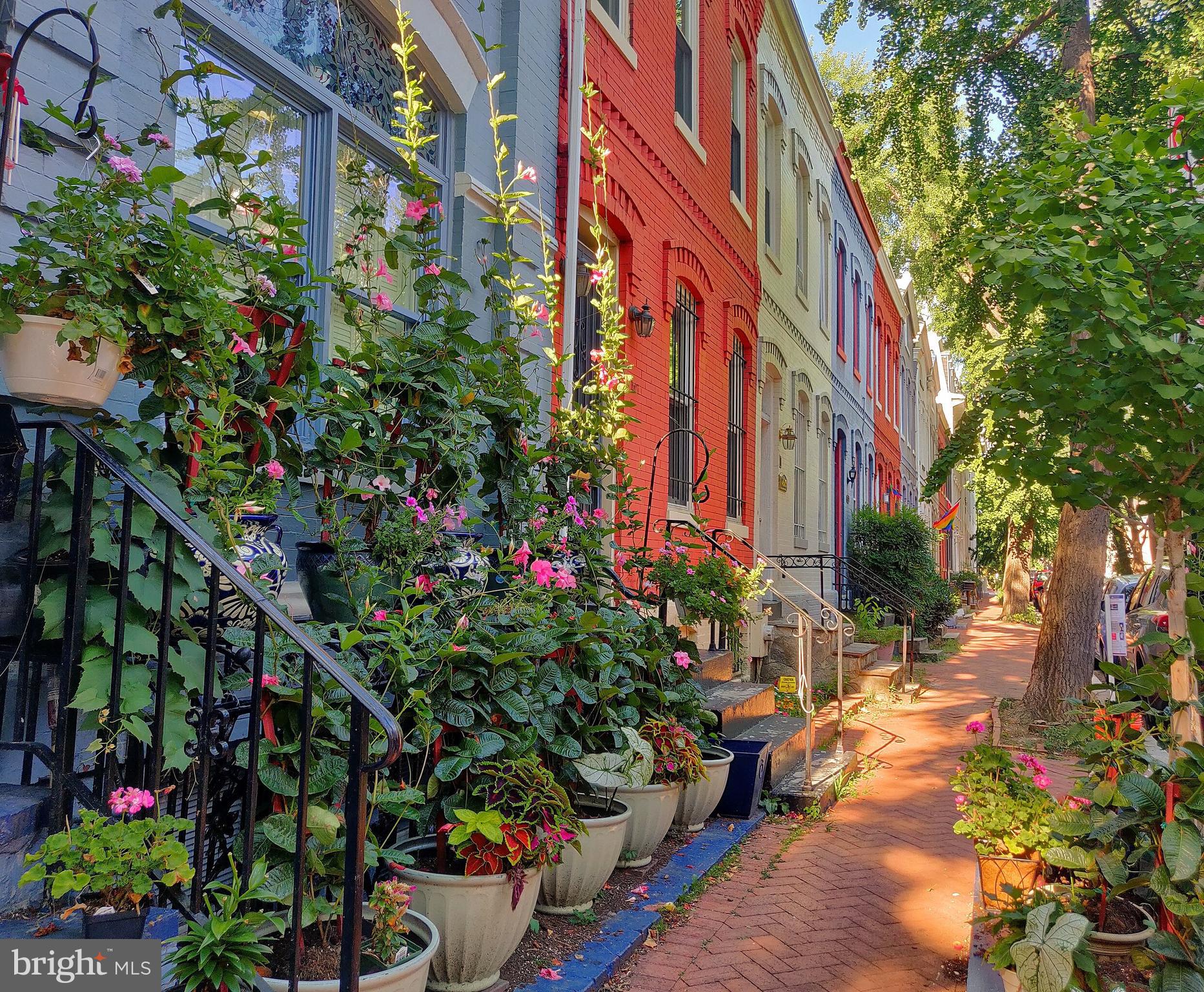 LOGAN CIRCLE - Residential