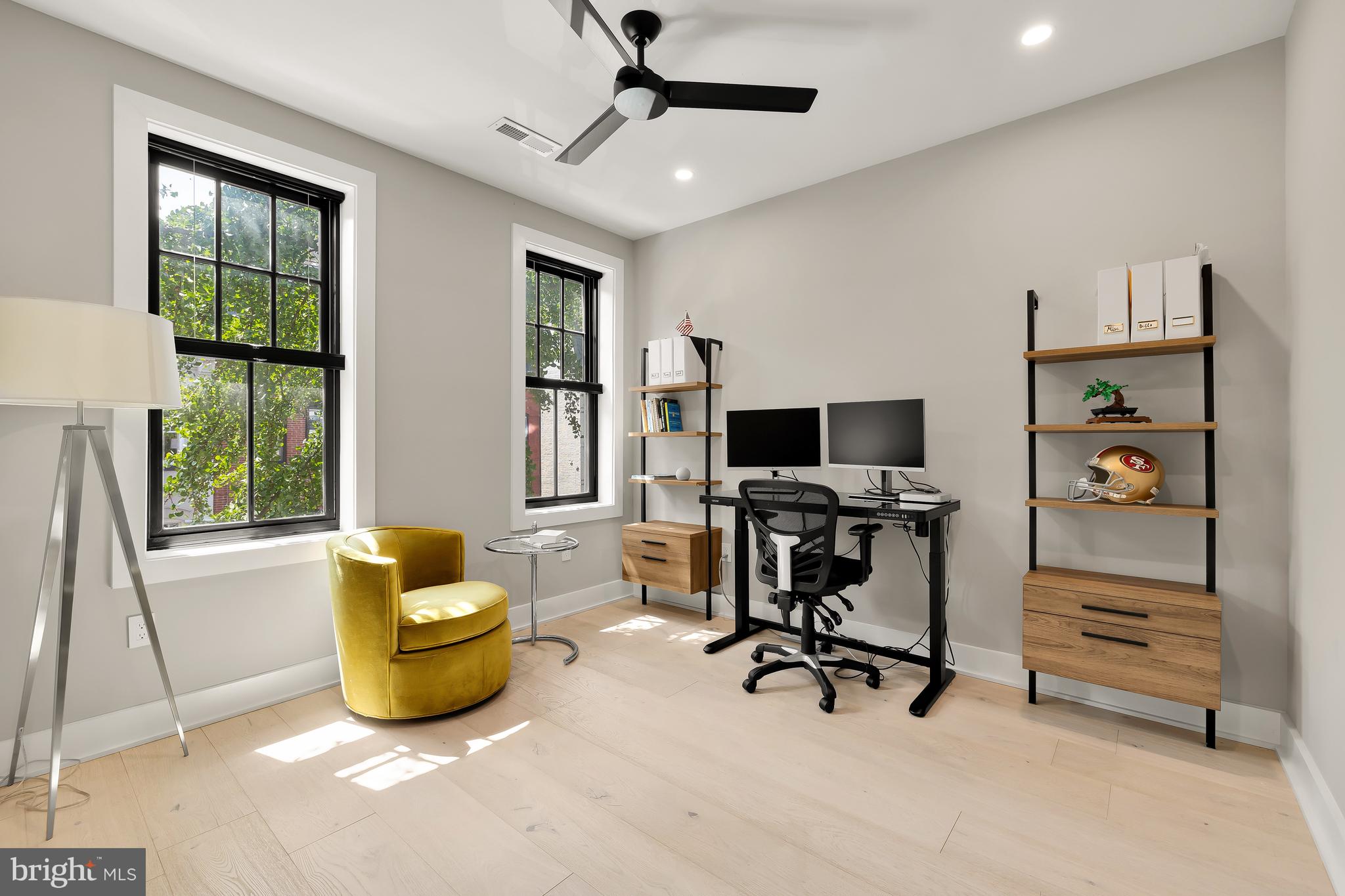 LOGAN CIRCLE - Residential