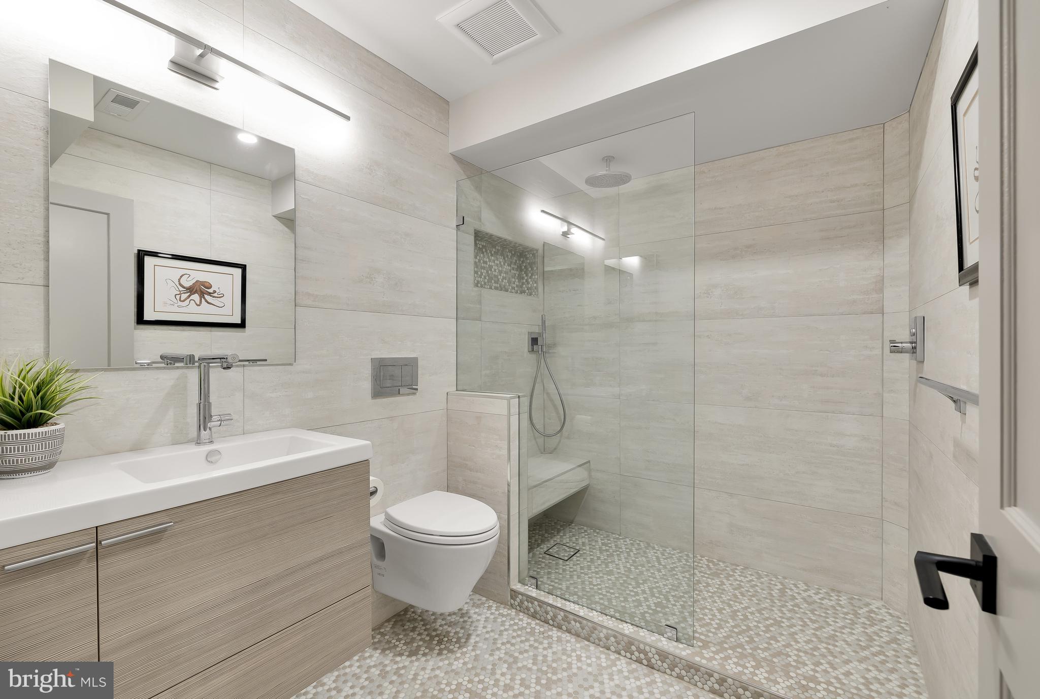LOGAN CIRCLE - Residential