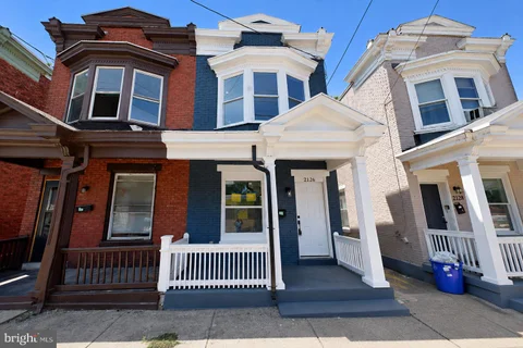 MLS: PADA2062836