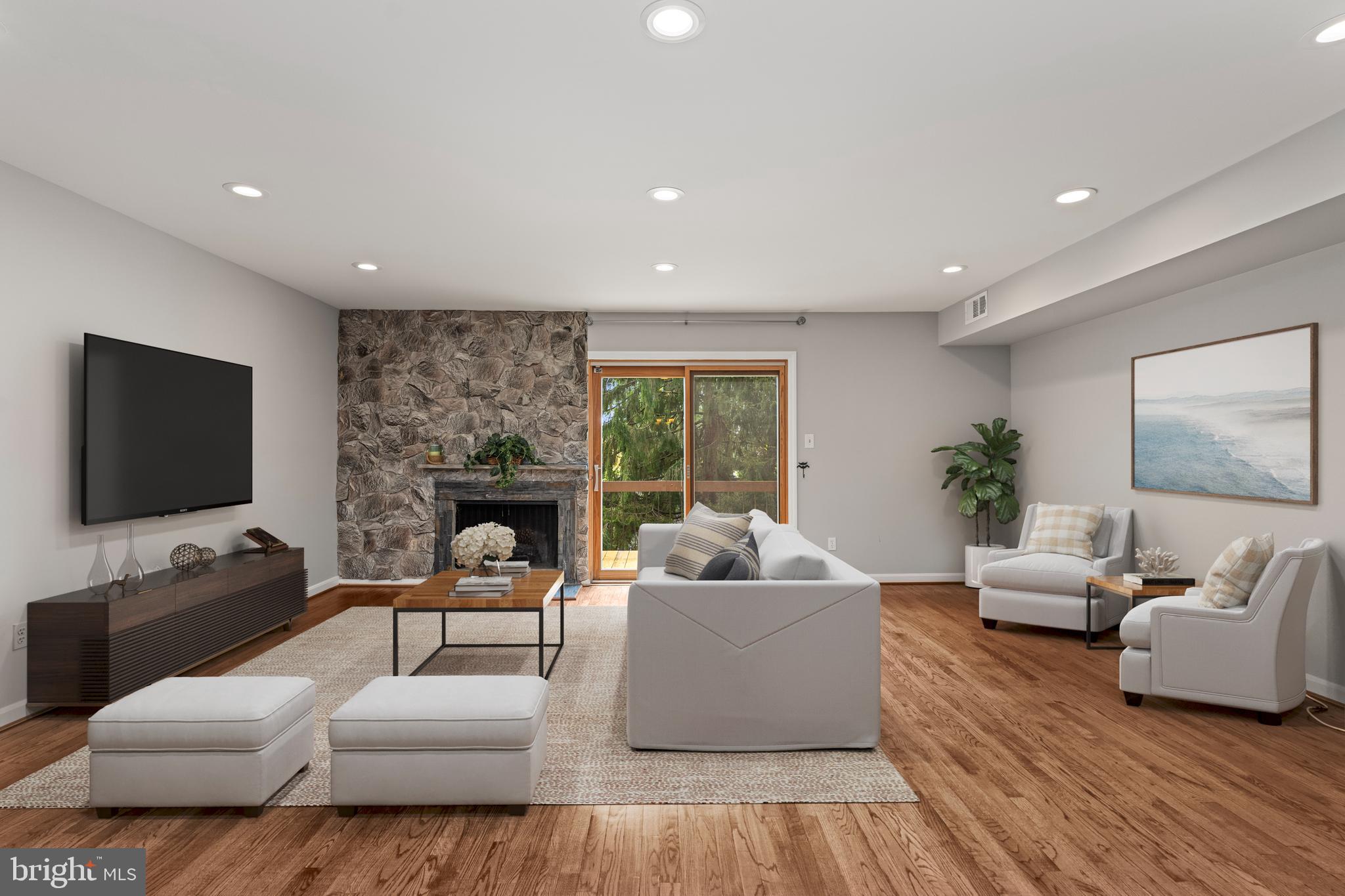 COPPER HILL - Residential