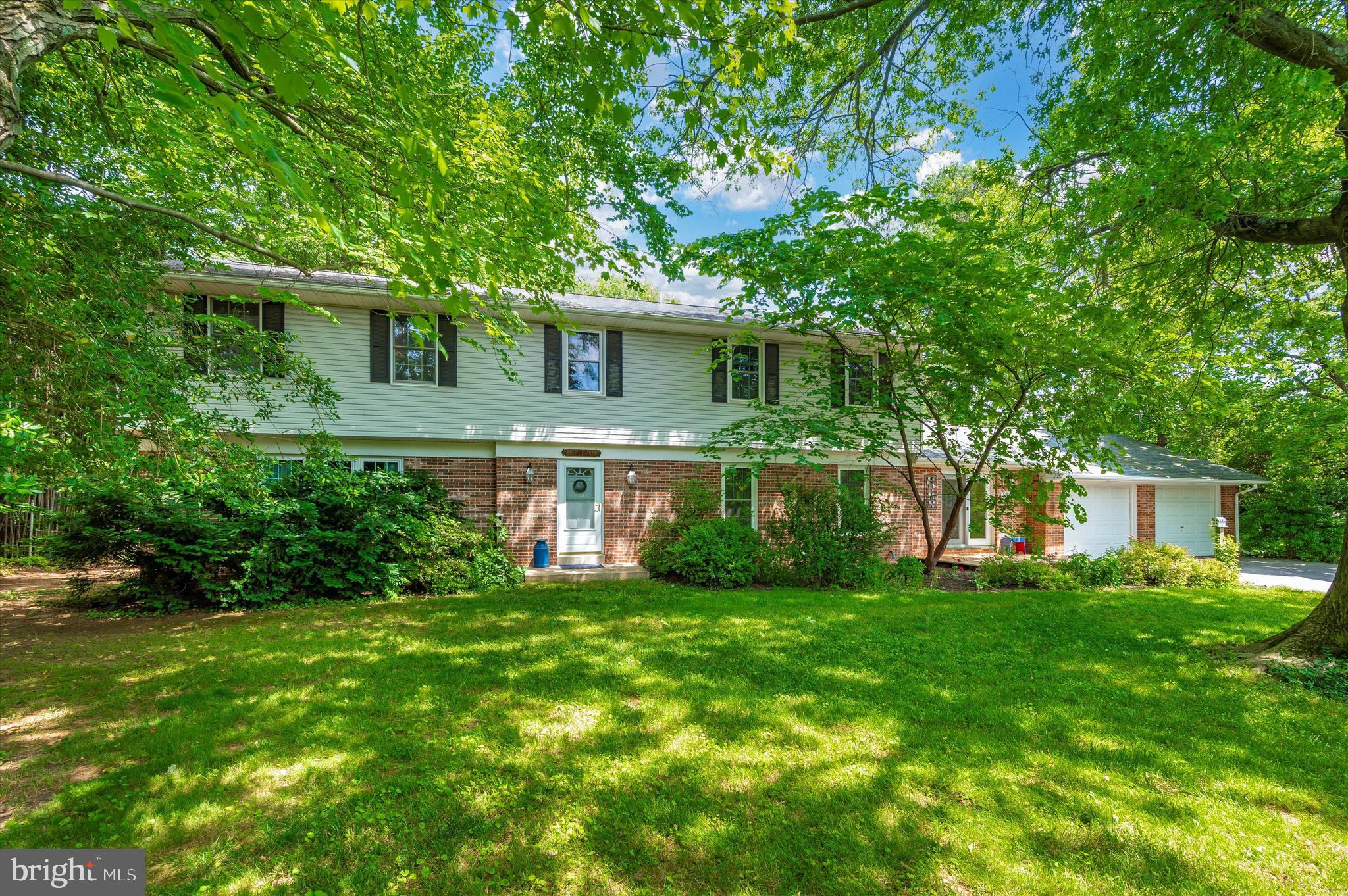 FOX RIDGE ESTATES - Residential