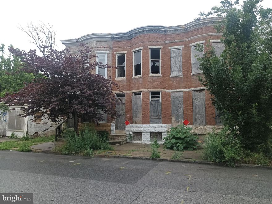 ONLINE AUCTION: This auction takes place on the Ashland Auction Group Website Bidding Platform. Bidding begins 06/12/2026 @ 10:00 AM. Bidding ends 06/16/2026 @ 11:20 AM. List Price is Suggested Opening Bid. 10% Buyer's Premium or a $1,995 auction service fee, whichever is greater, will be added to the high bid. Deposit: $5,000. 2 story property located in the Sandtown-Winchester area of Baltimore City.
MINUTES to Harlem Square Park, Grace Medical Center, and the West Baltimore MARC Station.
Easy access to Major Traffic Artery N Monroe St. Property is in need of major renovations.