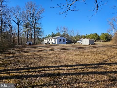 11489 RAILROAD LANE RUTHER GLEN VA 22546