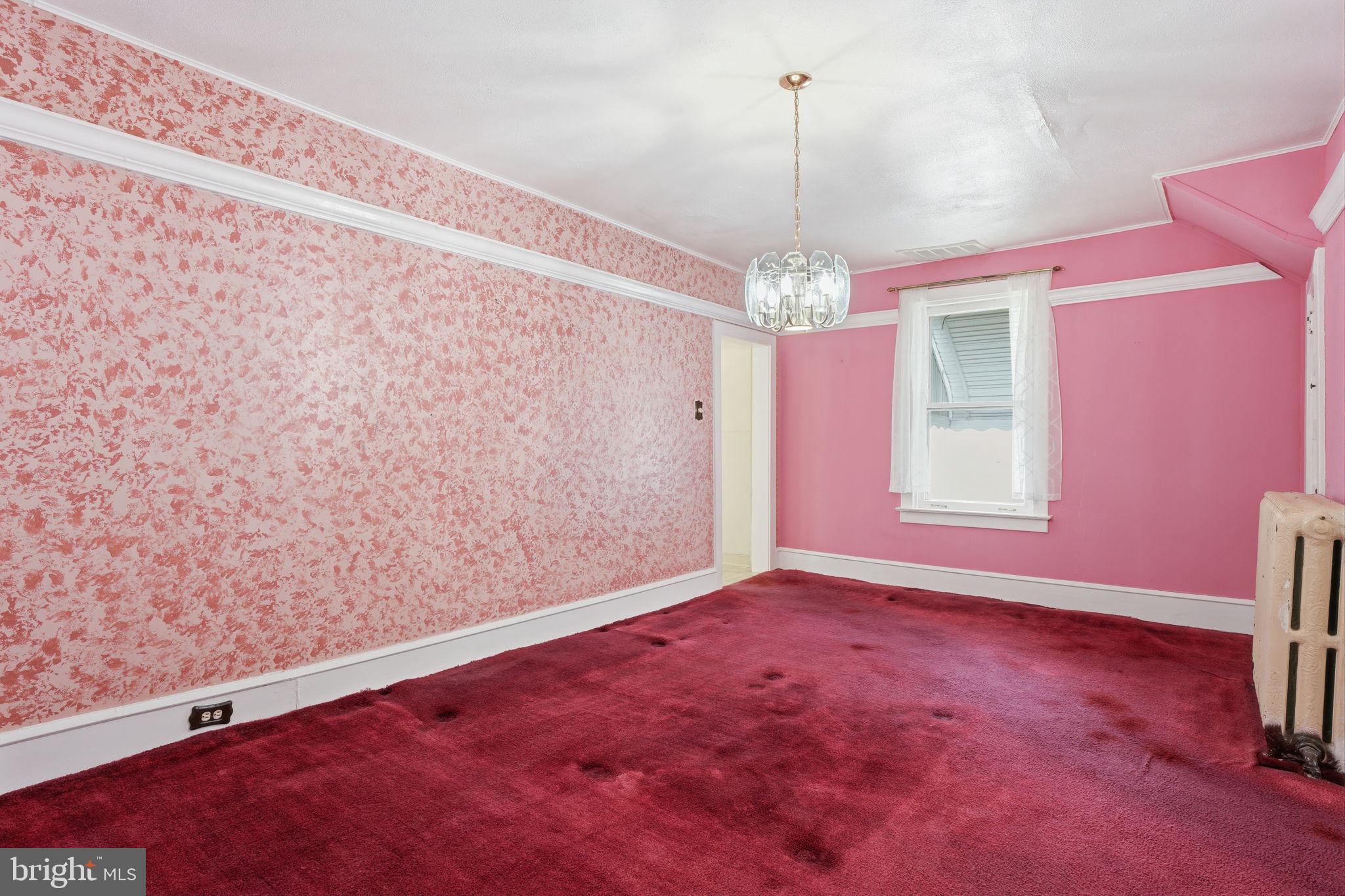 VILLAGE GREEN - Residential