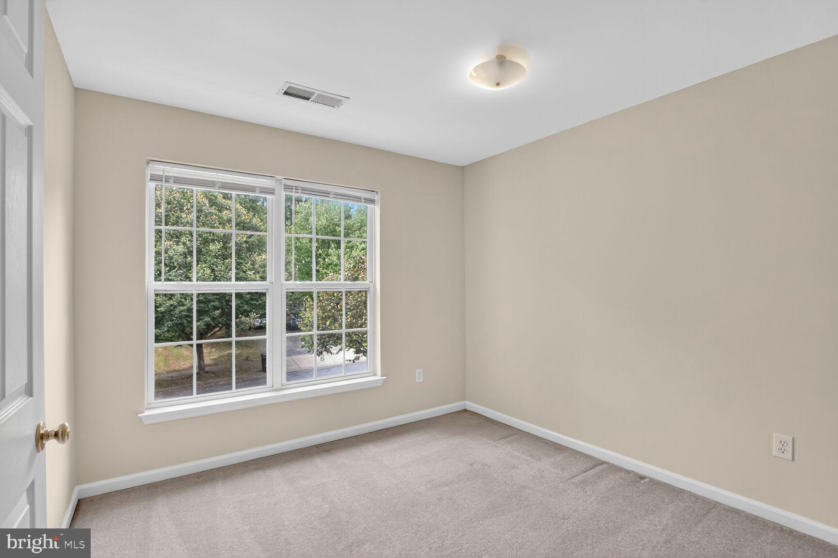 SENECA PARK NORTH - Residential