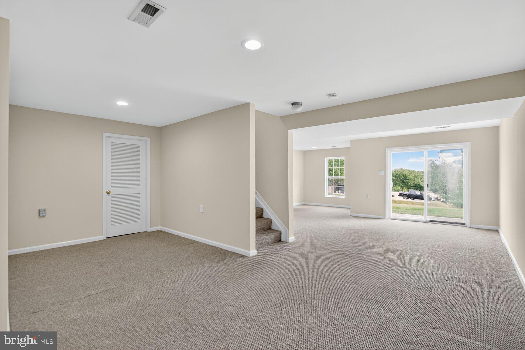 SENECA PARK NORTH - Residential