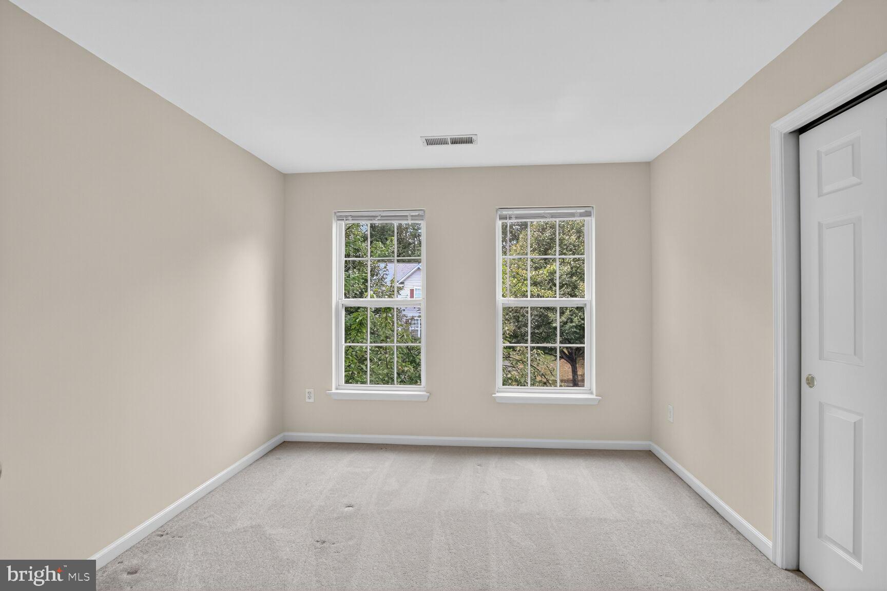 SENECA PARK NORTH - Residential