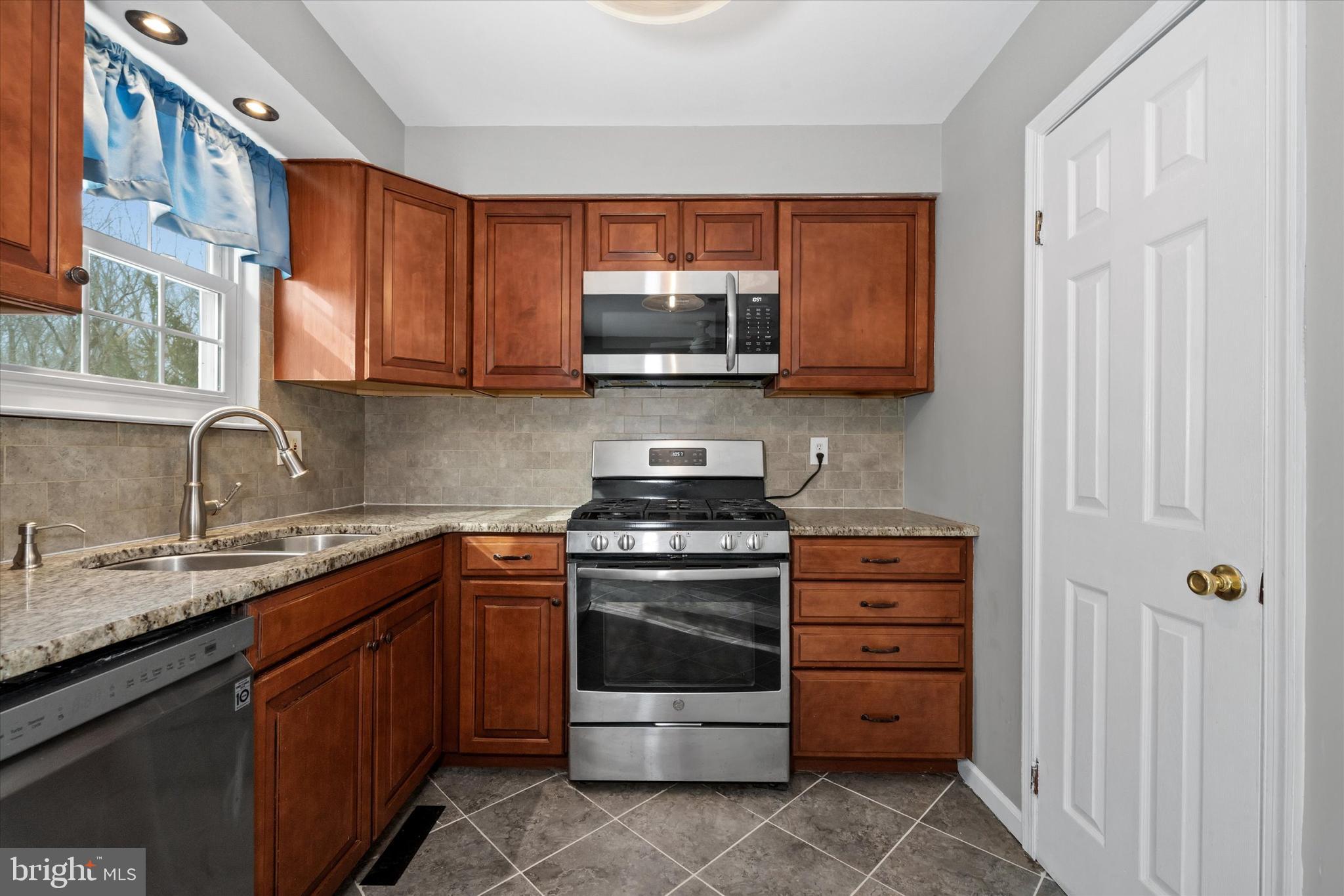 BARKSDALE ESTATES - Residential