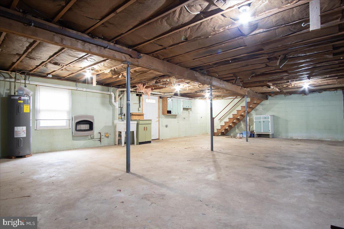 WOLFSVILLE - Residential