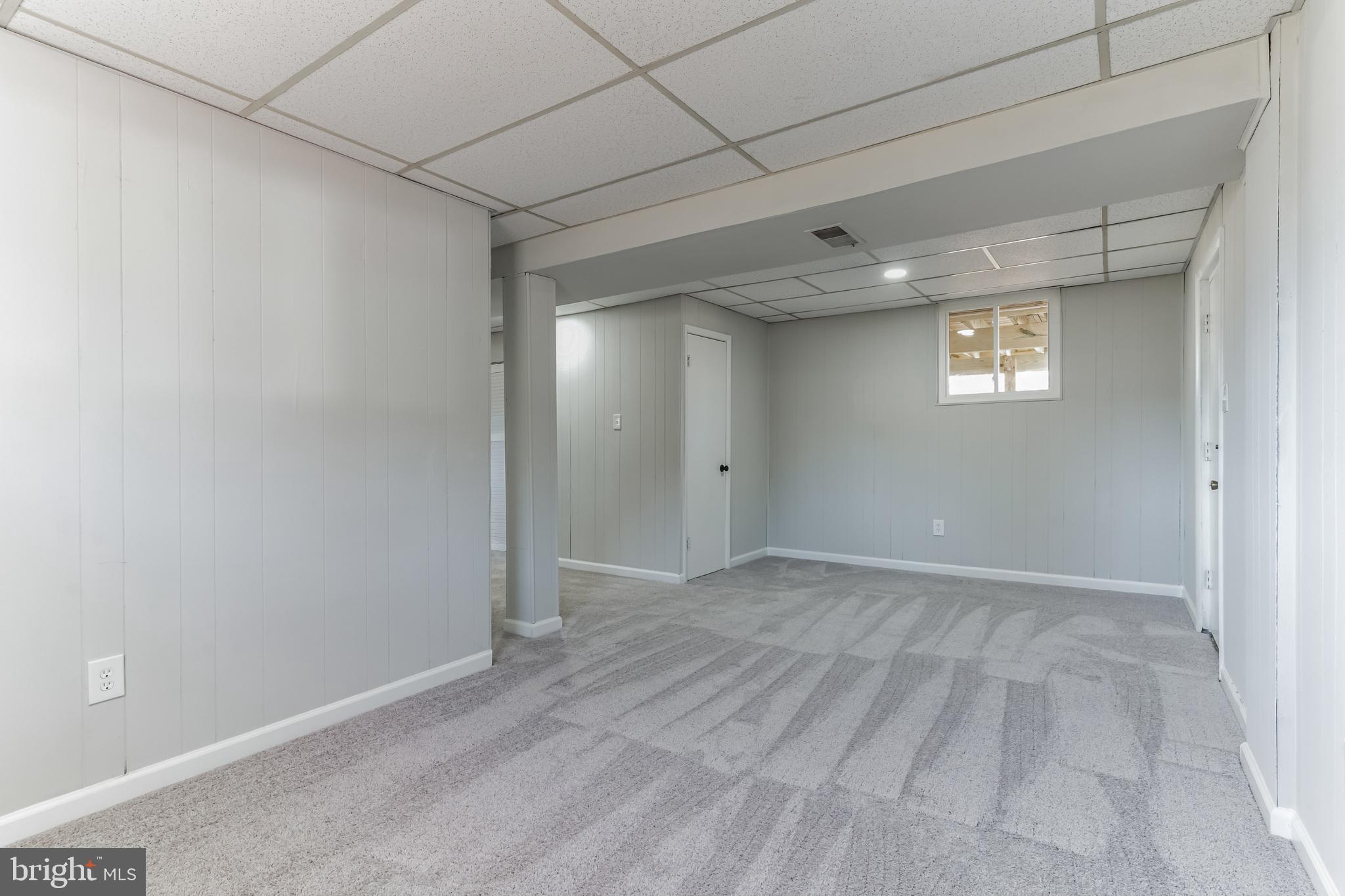 POMFRET ESTATES - Residential