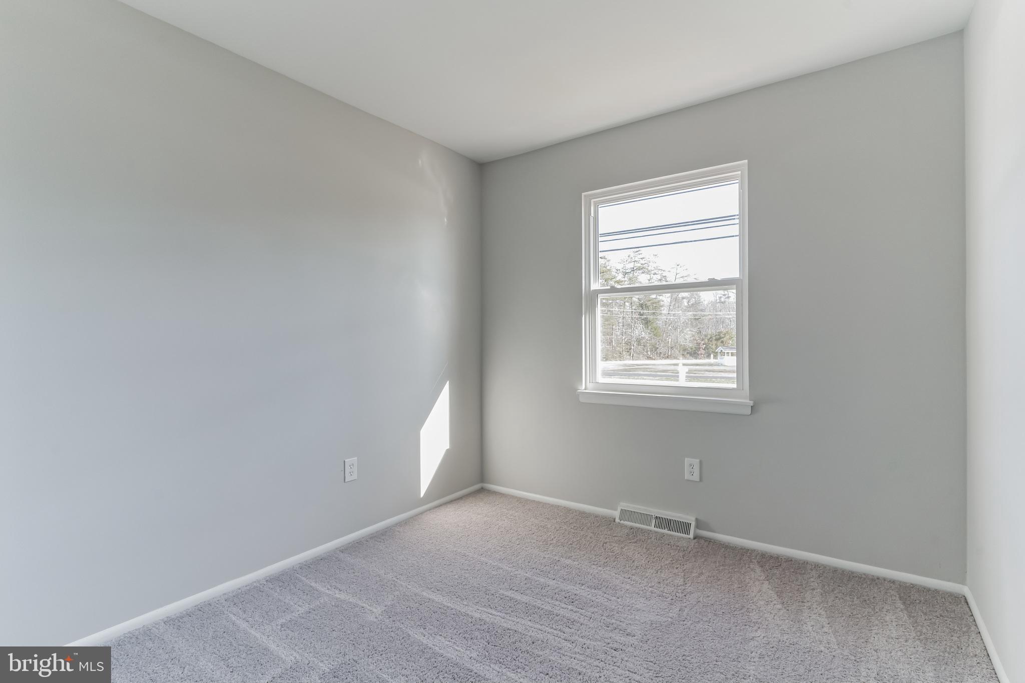 POMFRET ESTATES - Residential