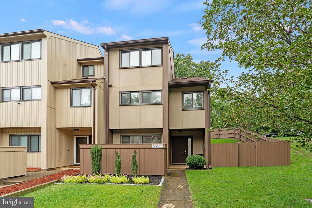 Photo of 15300 Postillion Terrace, WOODBRIDGE, VA 22191 (MLS # VAPW2106184)