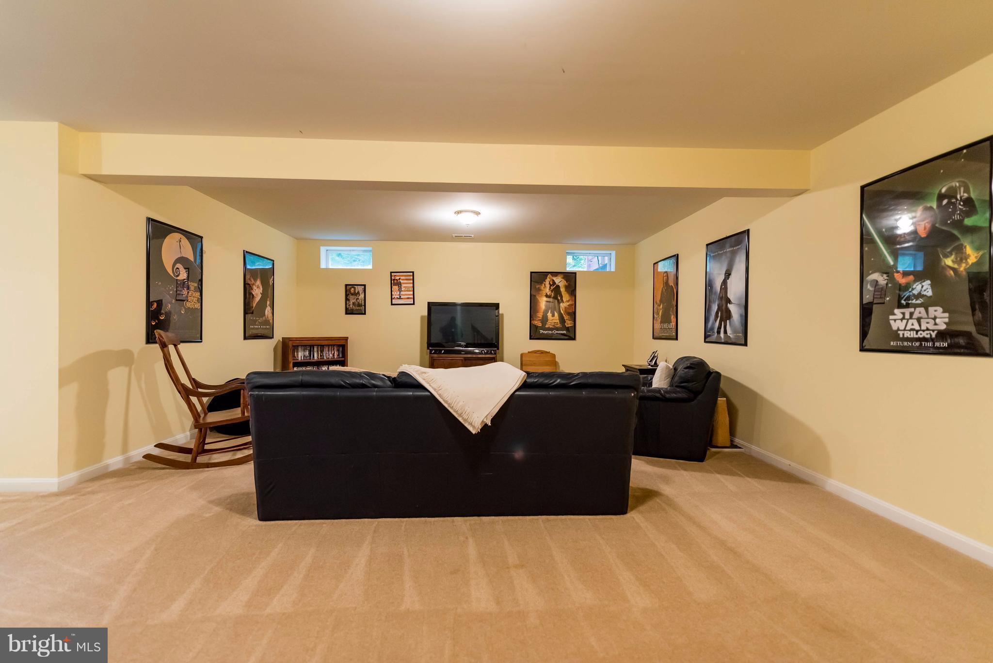 SARATOGA HUNT - Residential