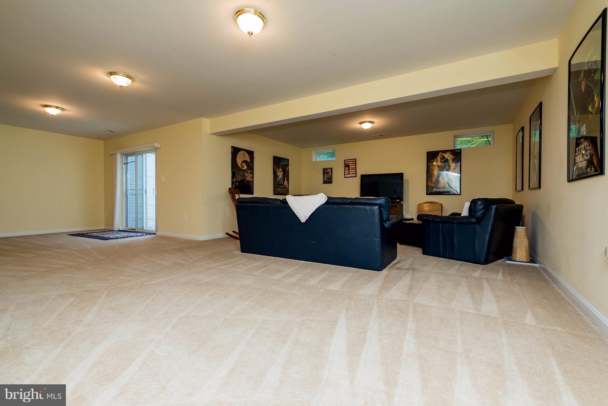 SARATOGA HUNT - Residential